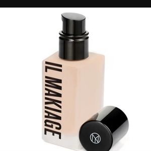 Il Makiage: #60 Woke Up Like This Foundation